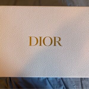 Dior White Gift Box (Pink Ribbon)